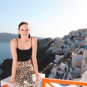 Meet your Posher, Ashley